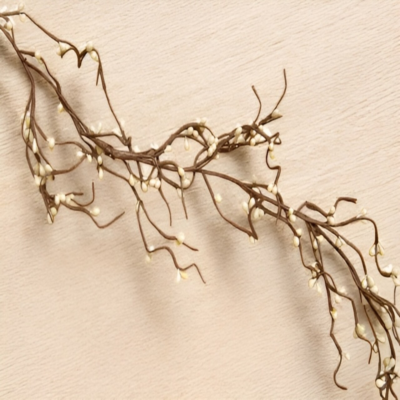 5 Feet Ivory Pip Berry Garland with Wispy Twig Base for Wedding Rustic and Seasonal Decor